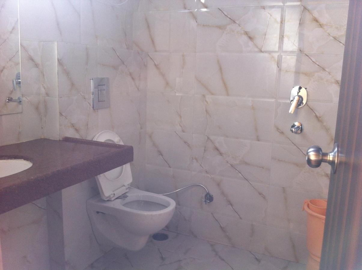 Mewar Hotel Τζαϊπούρ Δωμάτιο φωτογραφία